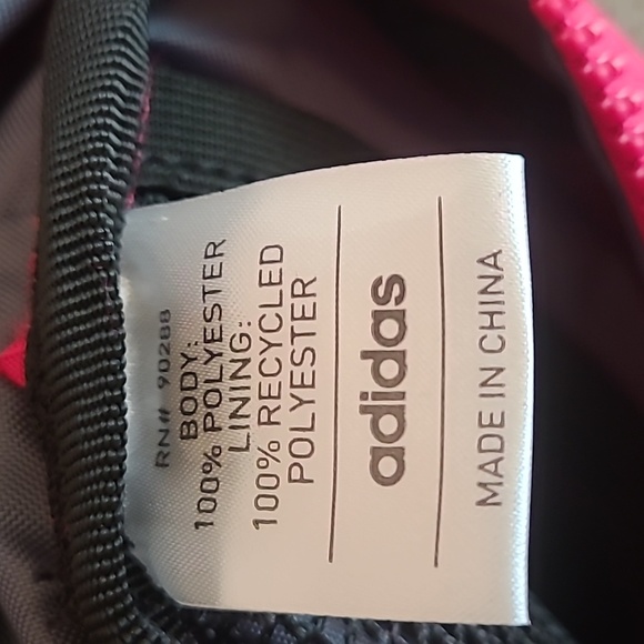 👝Adidas Team Toiletry Bag - Picture 11 of 13